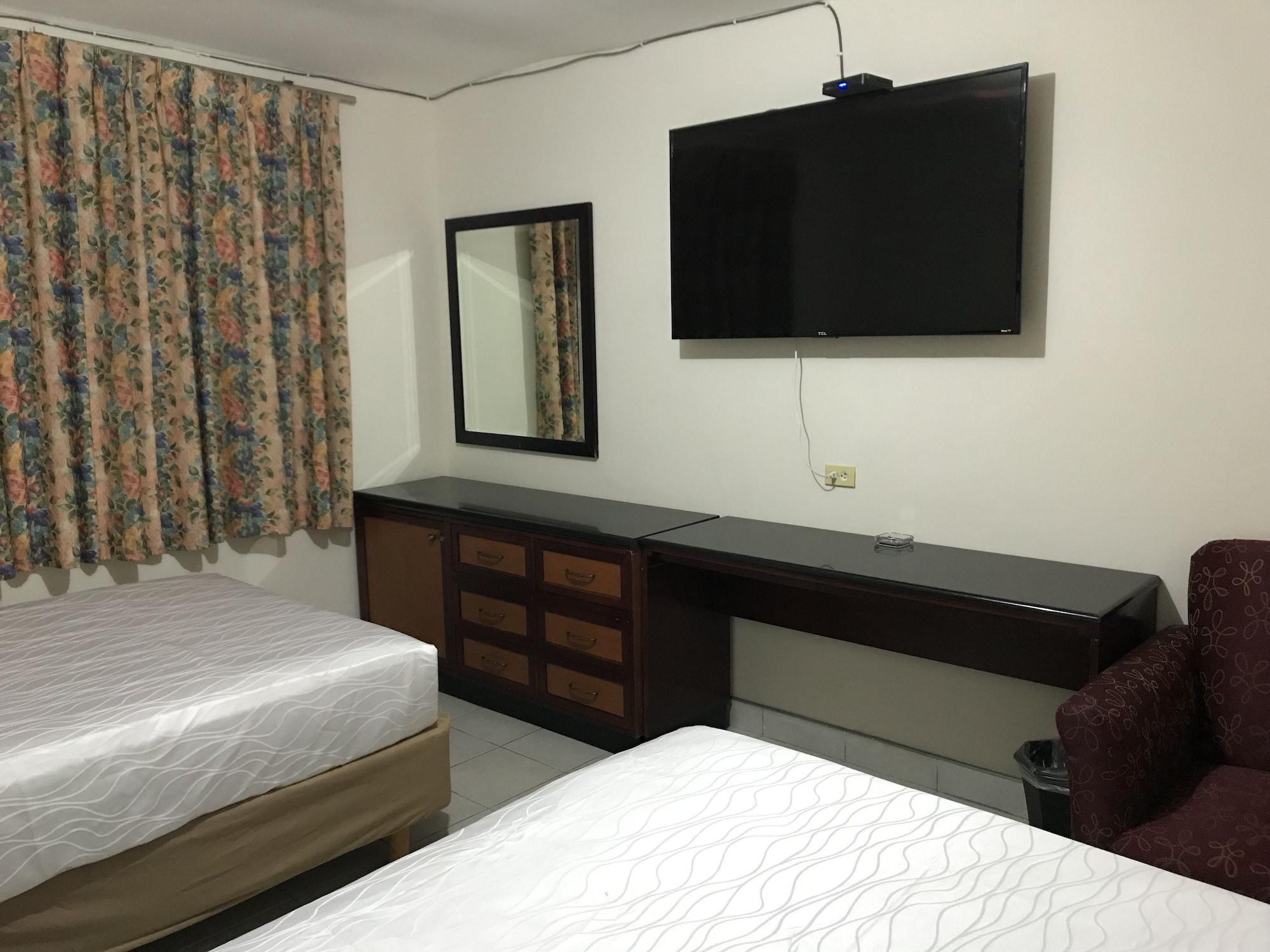 Hotel Guillen Jr Tijuana Zewnętrze zdjęcie