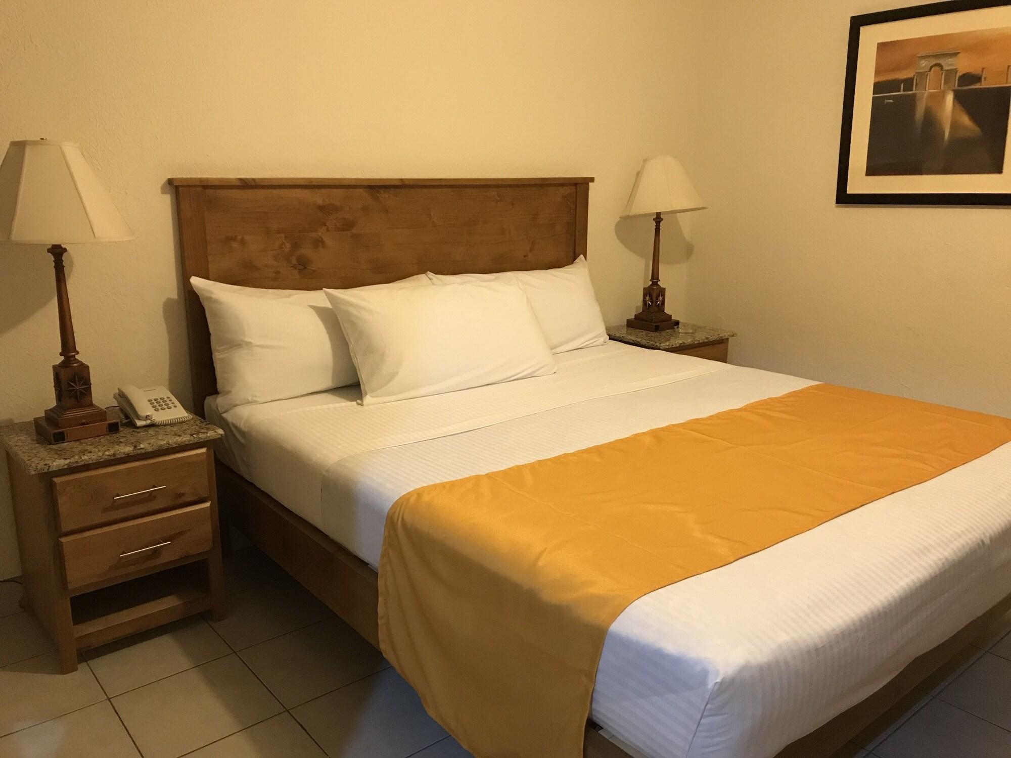 Hotel Guillen Jr Tijuana Zewnętrze zdjęcie