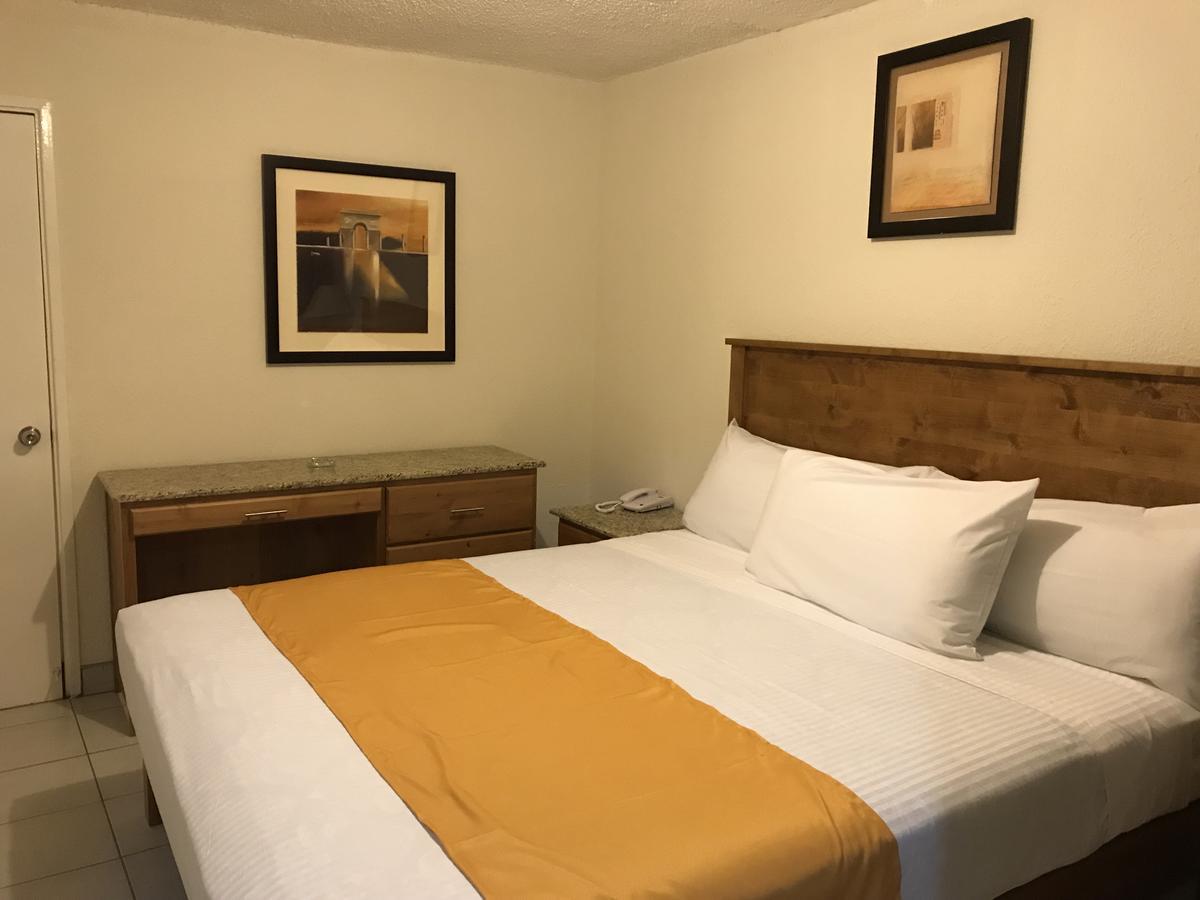 Hotel Guillen Jr Tijuana Zewnętrze zdjęcie