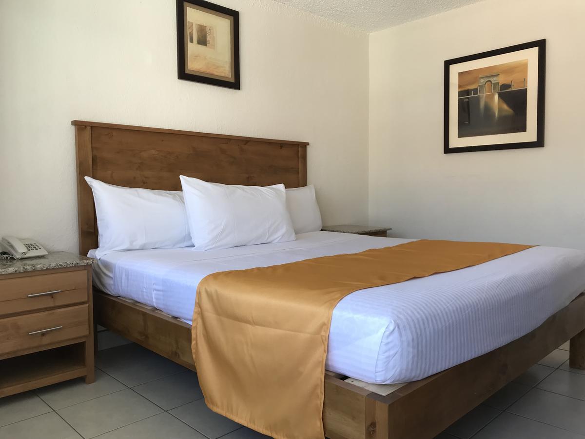 Hotel Guillen Jr Tijuana Zewnętrze zdjęcie