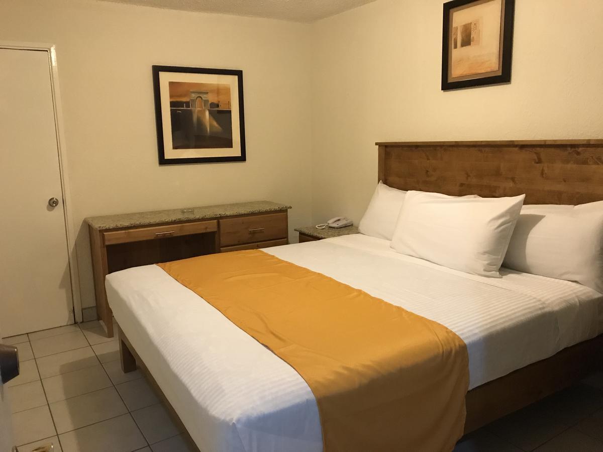 Hotel Guillen Jr Tijuana Zewnętrze zdjęcie