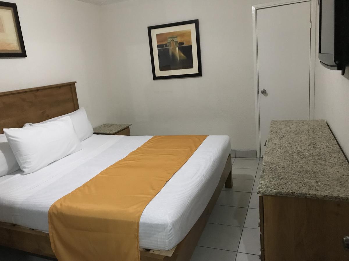 Hotel Guillen Jr Tijuana Zewnętrze zdjęcie
