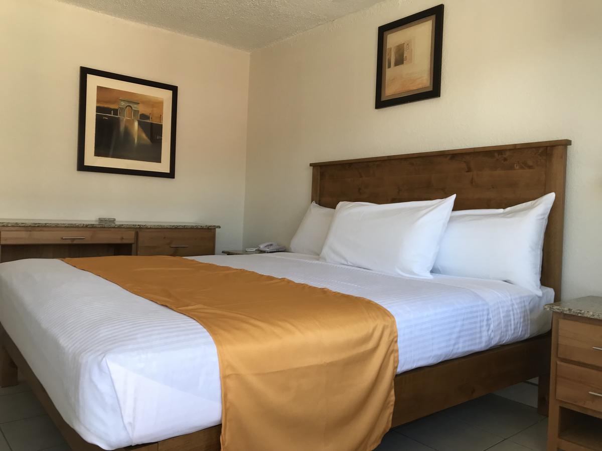 Hotel Guillen Jr Tijuana Zewnętrze zdjęcie