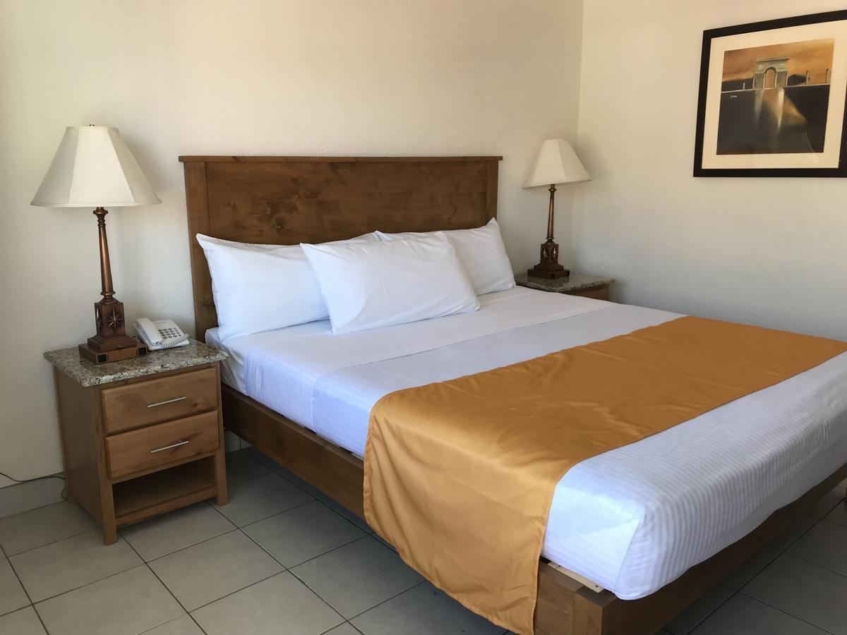 Hotel Guillen Jr Tijuana Zewnętrze zdjęcie